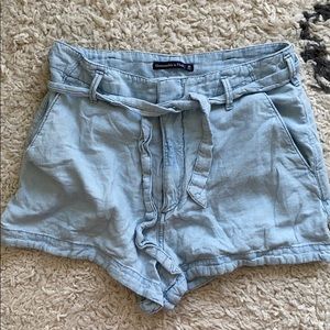 Abercrombie bow tie chambray paper bag shorts M
